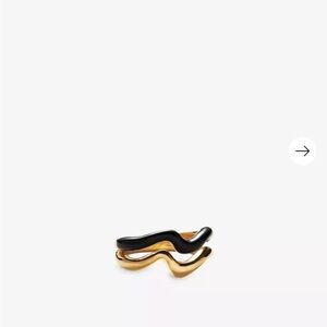 MISSOMA Squiggle Curve Ring